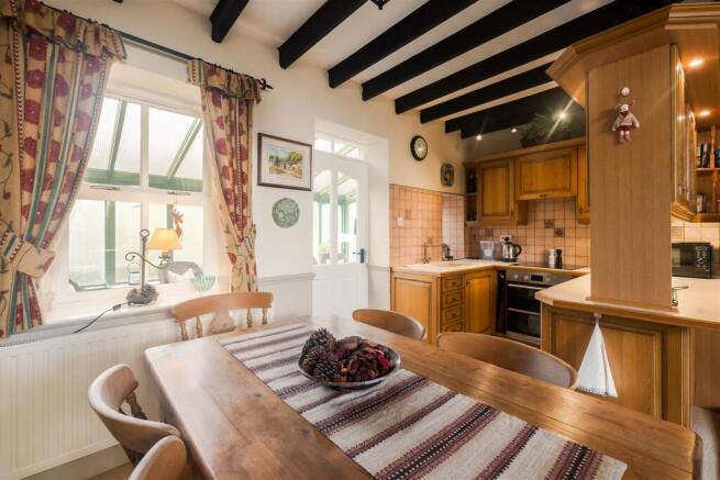 Two Hoots Kitchen Reception Room-5.jpg