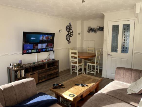 Lounge/ Diner