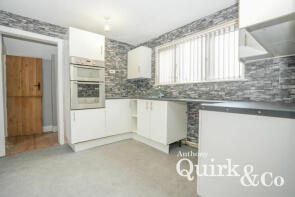 100, Cedar Road, Canvey Island SS8 9HS