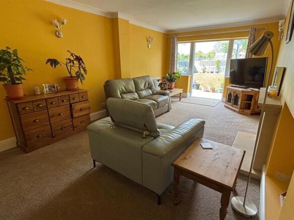 Sitting Room2.jpeg