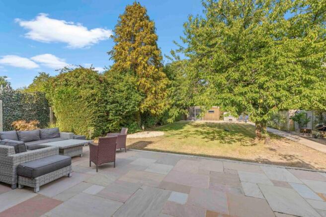 Patio & Garden