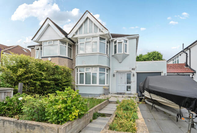 28-681ba35b32e6b-...