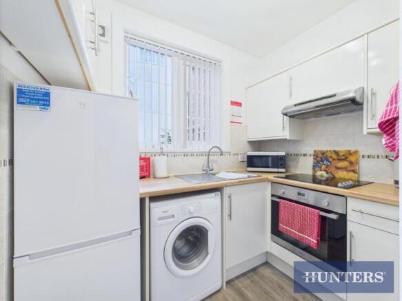 2 bed Apartment for sale Image 6