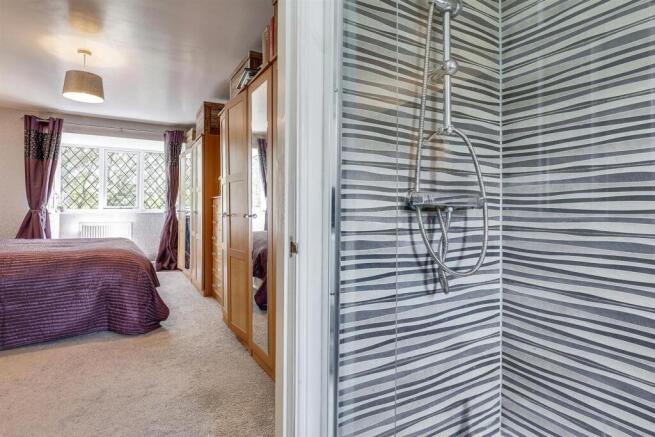 3 bed Detached for sale Image 10
