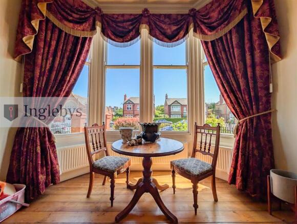 7 bed Town House for sale Image 7