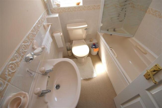 Photo 12