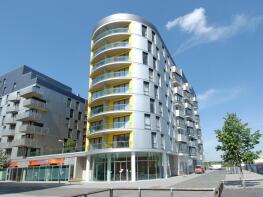 Flat 45, Hayward, Chatham Place, Reading RG1 7AZ