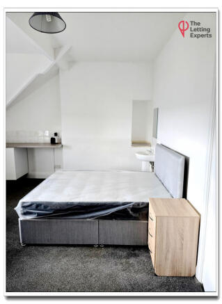 1 bed Terraced to rent Image 7