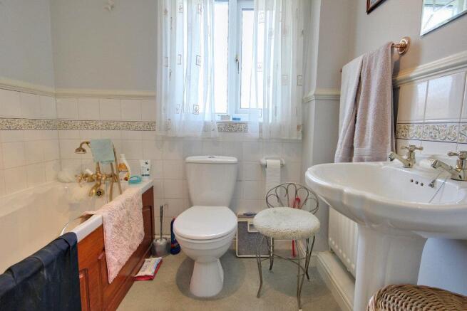 3 bed Detached for sale Image 10