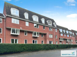 Flat 49, Homeville House, Hendford, Yeovil BA20 1UZ