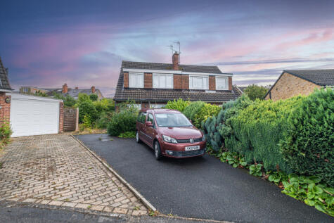 12 Marchwood Close, Chesterfield, Derbyshire S40 4DT