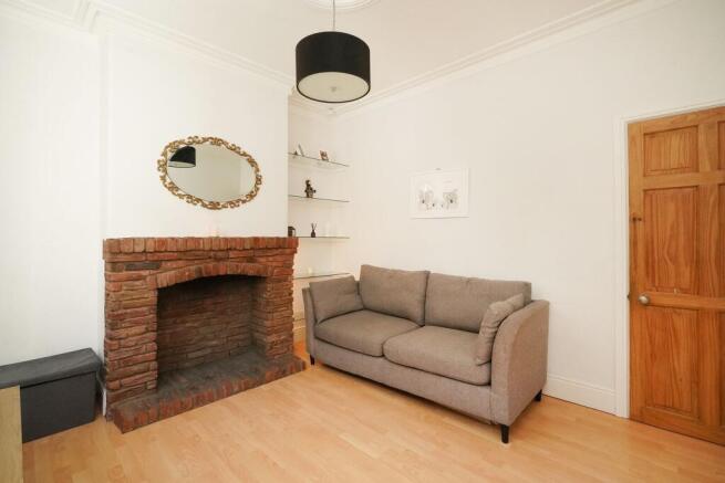 3 bed Terraced for sale Image 5