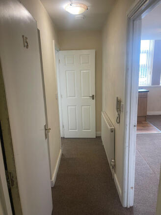 1 bed Apartment to rent Image 8