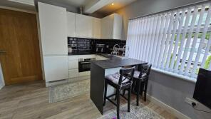 Flat 4, Hill Court, Bittacy Road, Mill Hill, London NW7 1BP