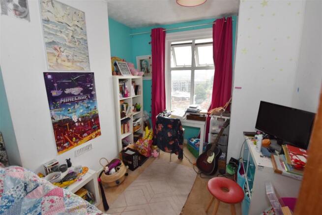 Bedroom two 2.jpg