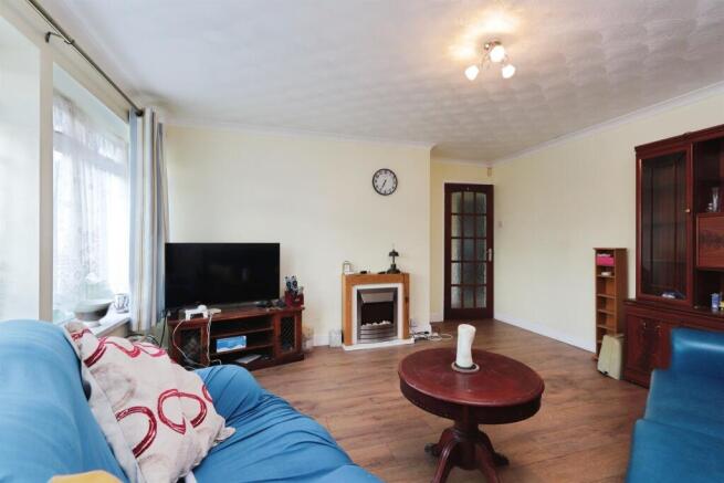 2 bed Detached Bungalow for sale Image 5