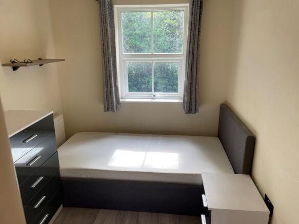 1 bed Terraced to rent Image 9
