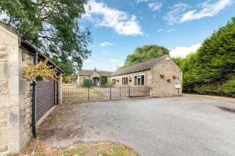 The Willows, Wakefield Road, Lepton, HD8
