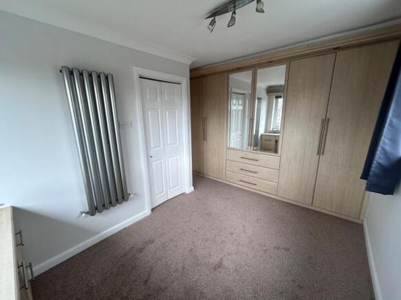 1 bed Semi-Detached to rent Image 5