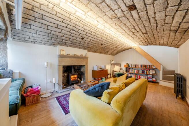 Living Room (2)