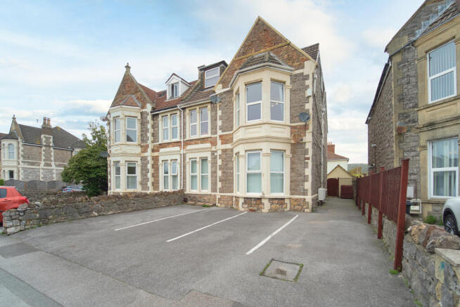 2 Bedroom Flat for Sale