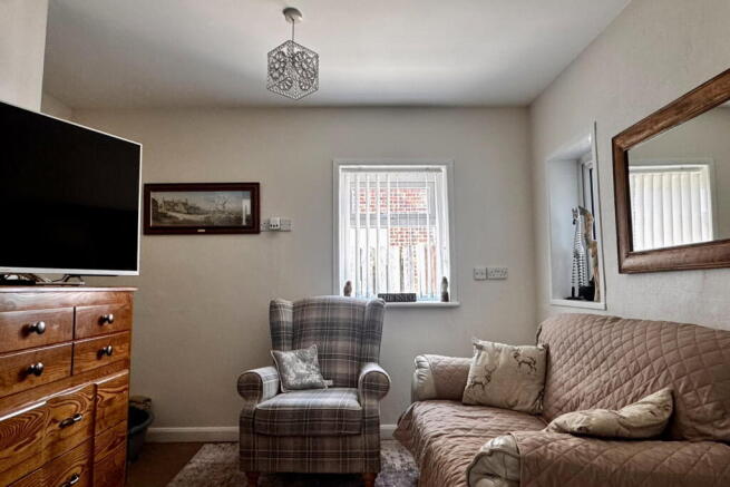 3 bed Semi-Detached for sale Image 5