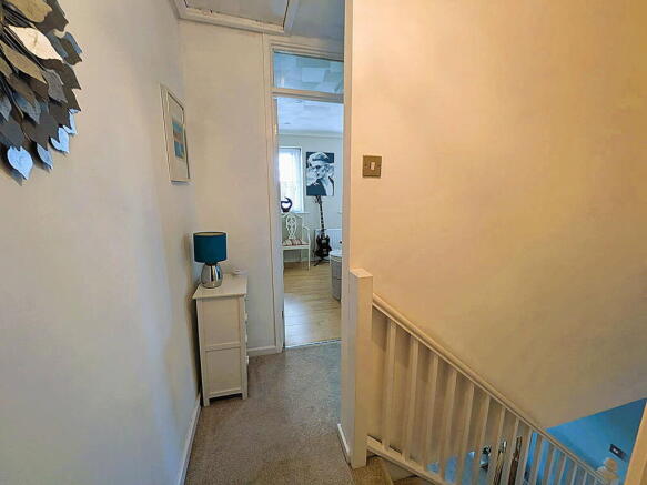 2 bed Semi-Detached for sale Image 7