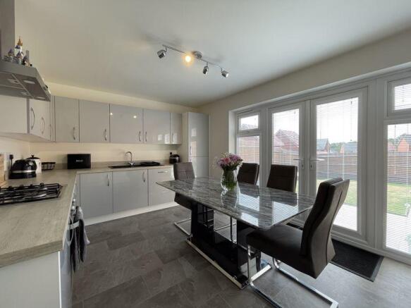 Dining Kitchen