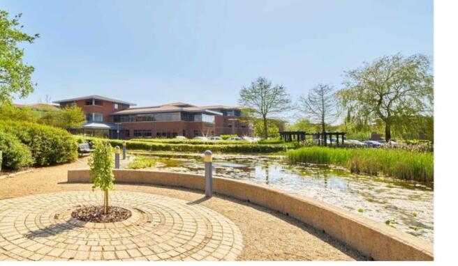 899c61b3d74ee9f20ba1afa03aef1130letting14130.jpe