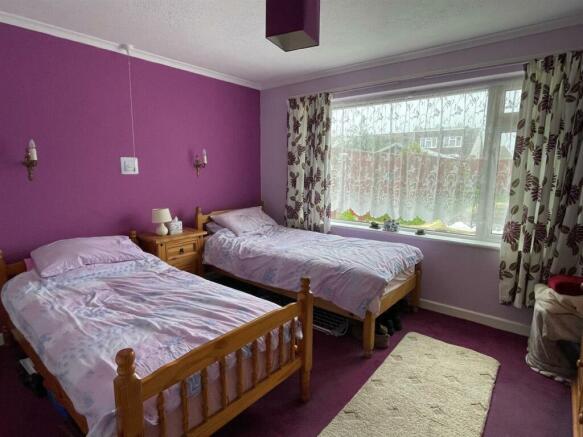 Bedroom,.jpg