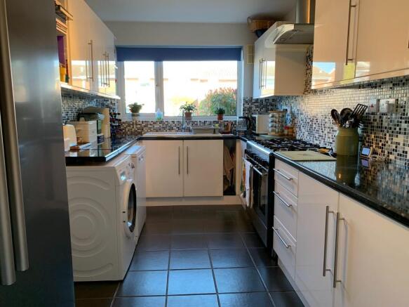 KITCHEN REVERSE