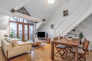 Flat 7, 13 Avenue Lodge, Avenue Road, Hornsey, London N6 5DJ