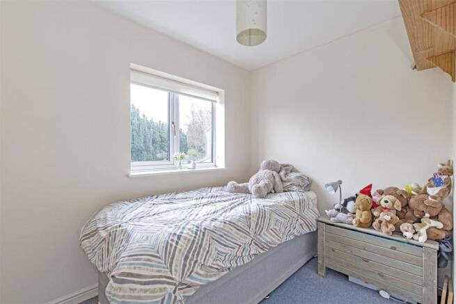 Bedroom 4-1.jpg