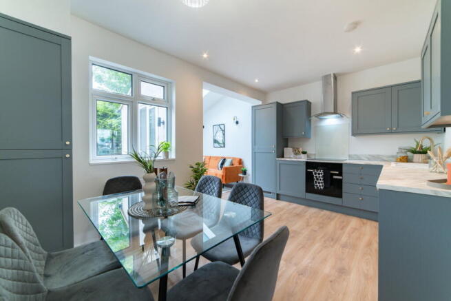3 bed Terraced for sale Image 5