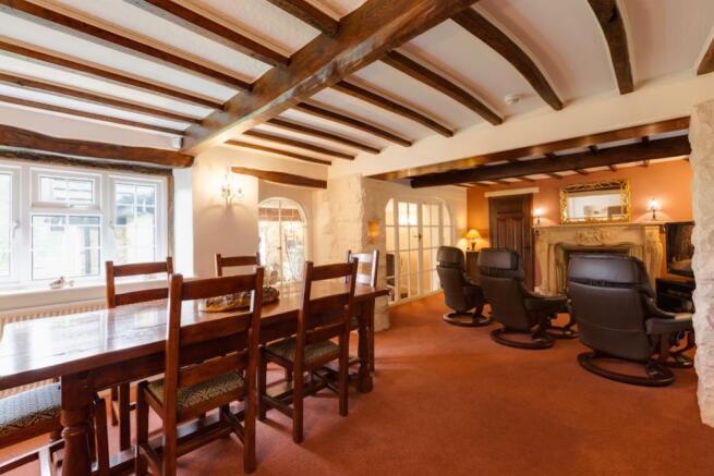 Dining/Sitting Room