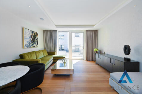 Strand, London, WC2R