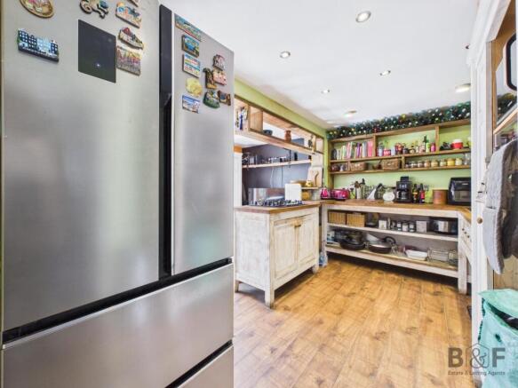 New Cheltenham Road, Kingswood photo 4