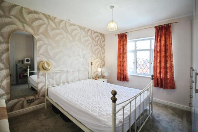3 bed Semi-Detached for sale Image 9