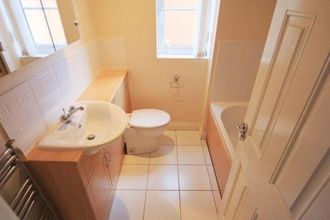 Family Bathroom.