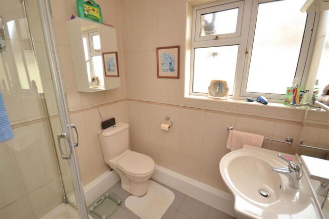 Shower Room (2).jpg