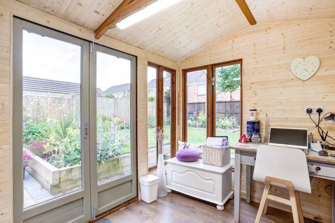 GARDEN OFFICE