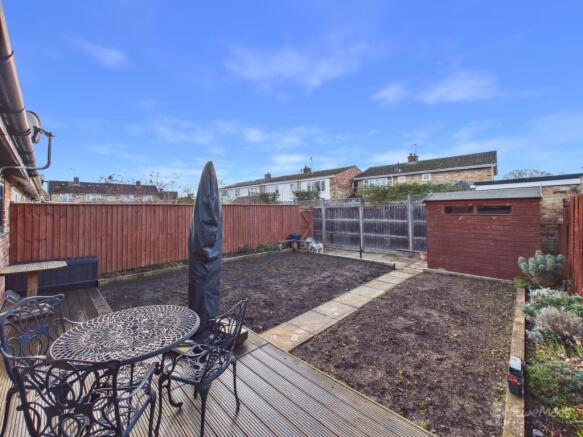 Garden- Mark Stephens EweMove Newmarket and Soham 