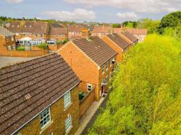 6, Lowndes Path, Coldharbour, Aylesbury HP19 7GL