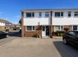 12, Bailey Close, Frimley, Camberley GU16 7EN