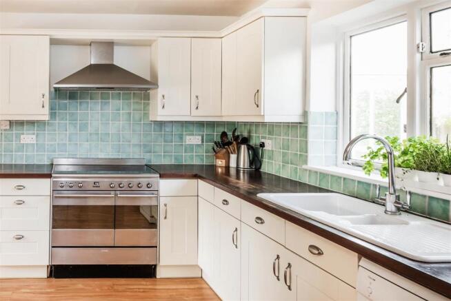 house. estate agent Dunsfold kitchen