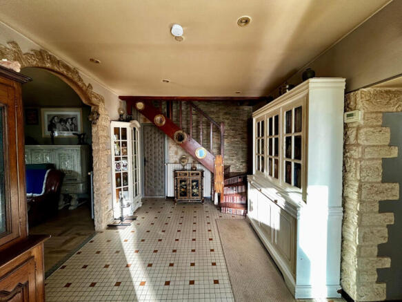 Photo 3