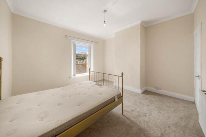 2 bed Terraced for sale Image 11
