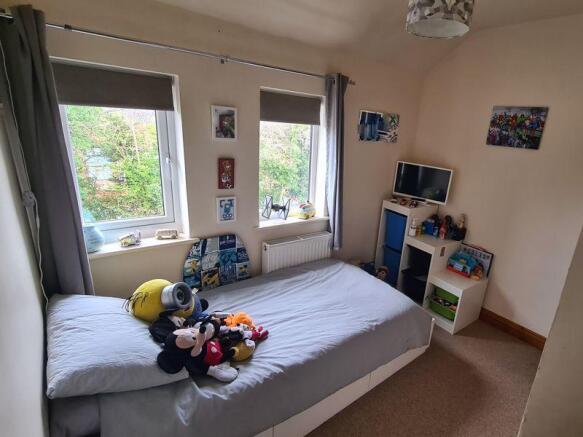 Bedroom 2.2