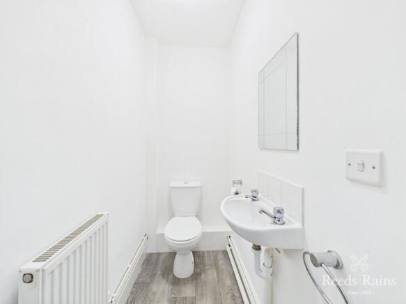 3 bed Terraced to rent Image 9