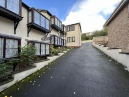 Flat 5, Red Lion Place, Old Town Street, Dawlish EX7 9AR